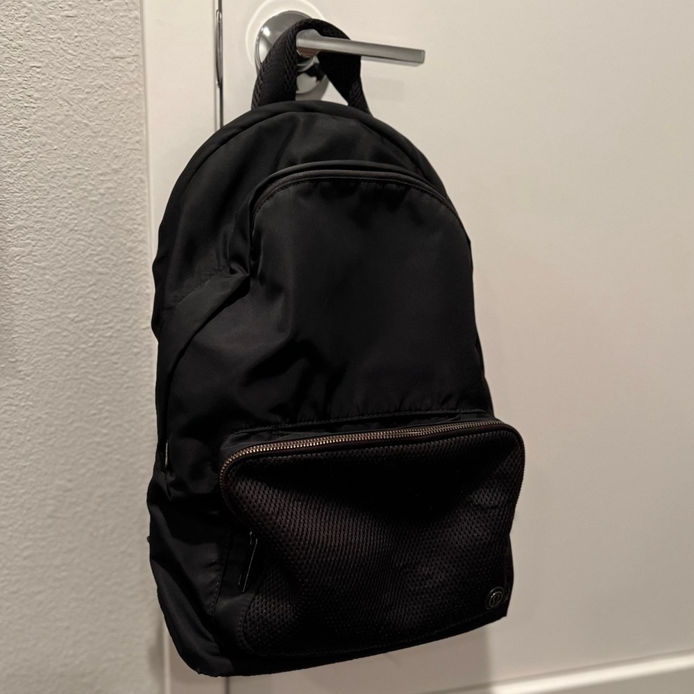 Lululemon backpack